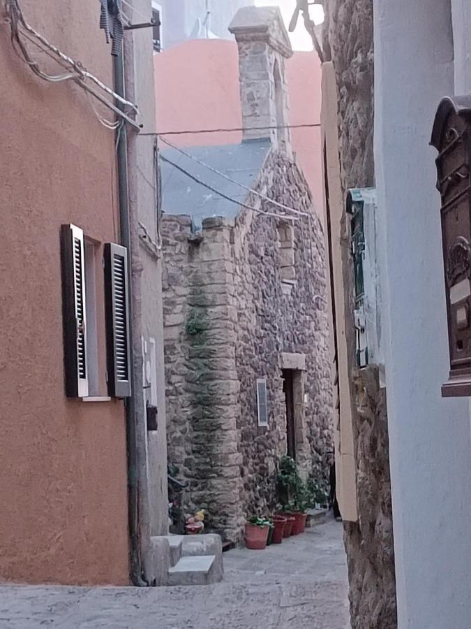 B&B Casa Doria Castelsardo Bagian luar foto